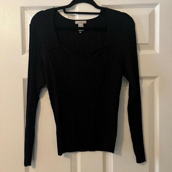 🖤H&M Black Ribbed Long Sleeve Sweetheart Neckline Top Winter Fall Size Medium🖤 - Picture 2 of 9